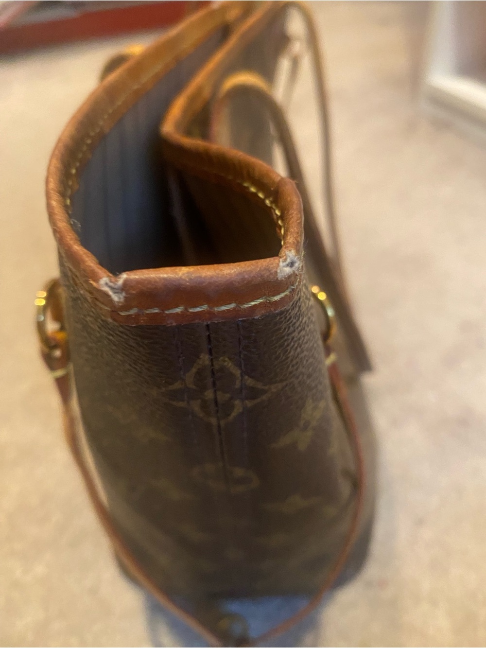 Louis Vuitton Neverfull MM - Picture 11 of 13